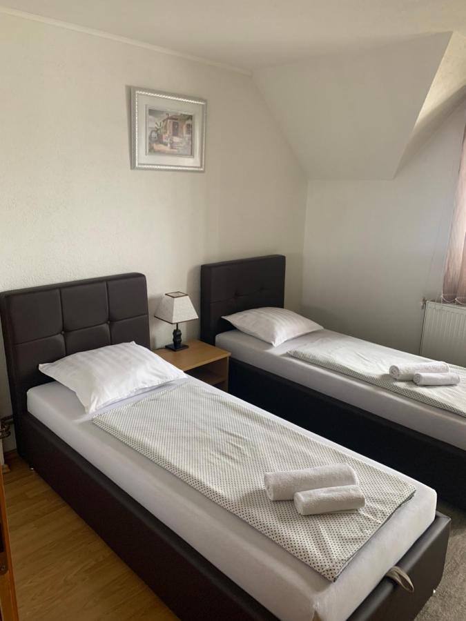 Restoran&Motel And Apartmants Lovacka Prica Tesanj Luaran gambar