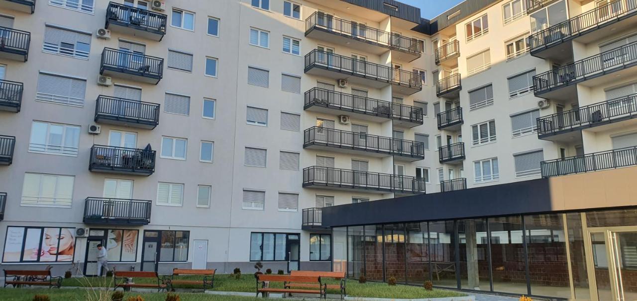 Restoran&Motel And Apartmants Lovacka Prica Tesanj Luaran gambar
